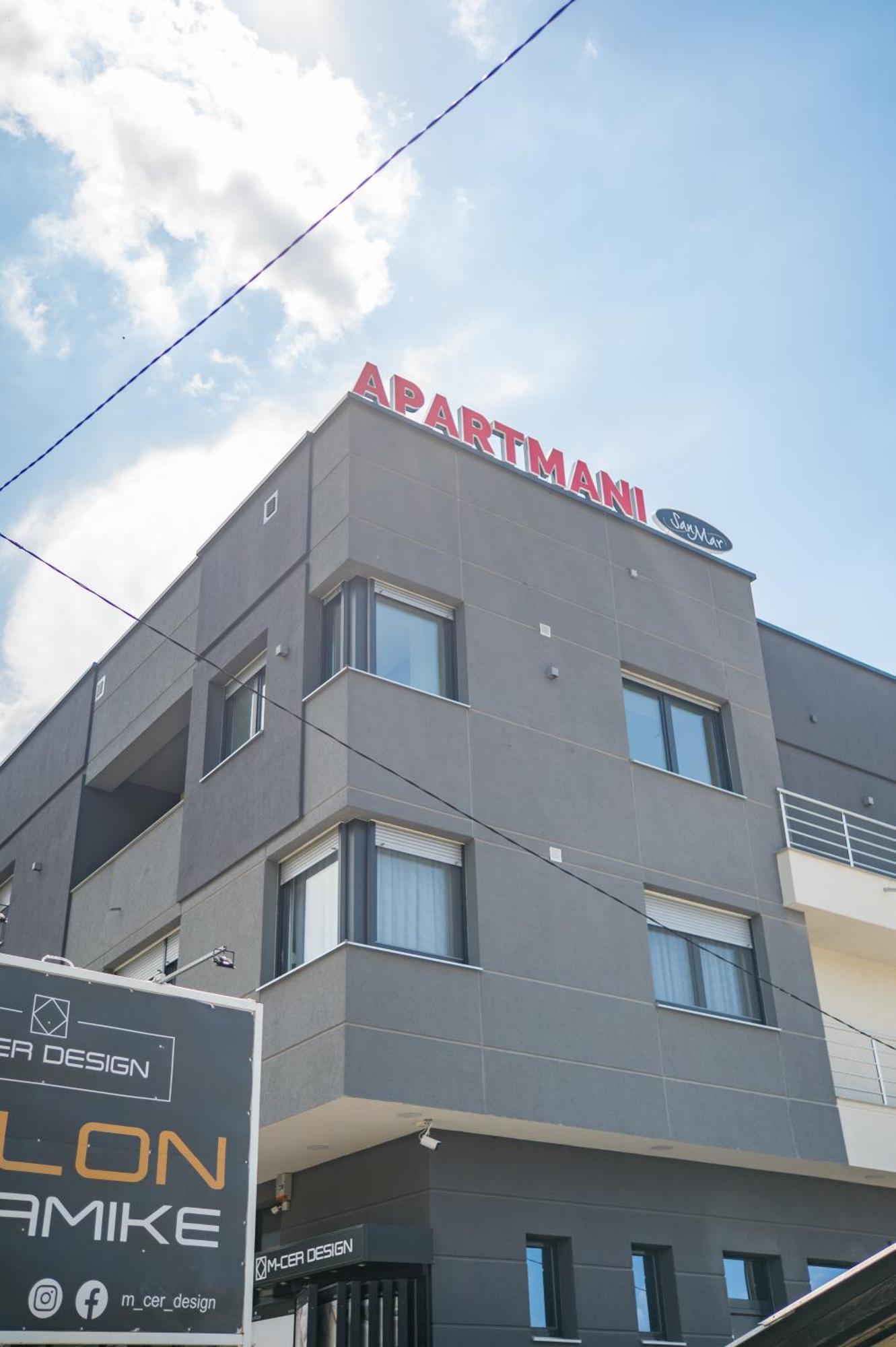 San-Mar Apartments Тузла Экстерьер фото