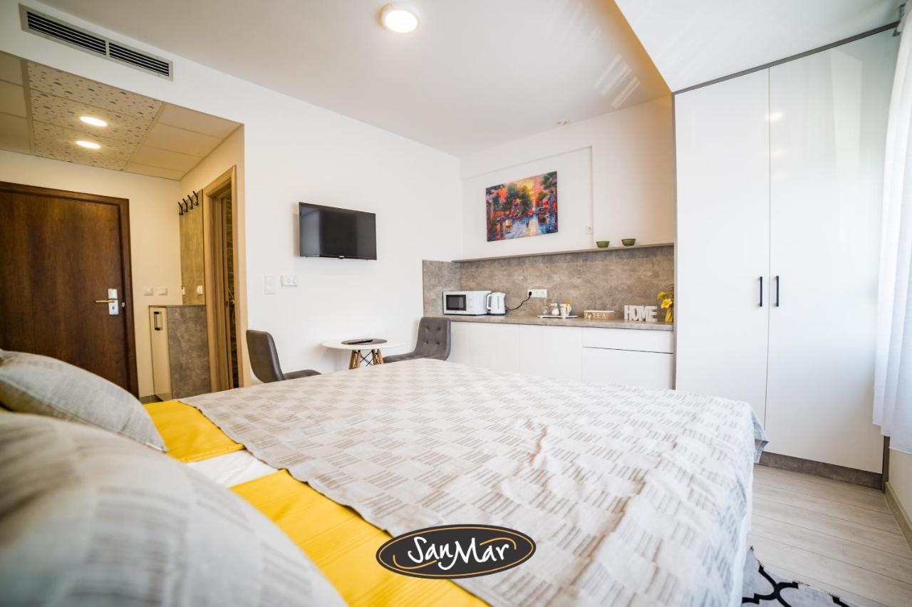San-Mar Apartments Тузла Экстерьер фото